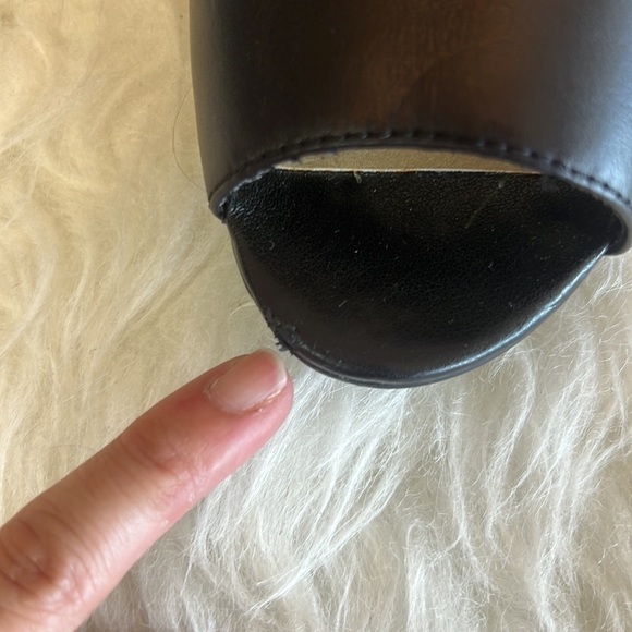 Hush Puppies Black Leather Open Toe Heels Size 7 - Picture 15 of 15